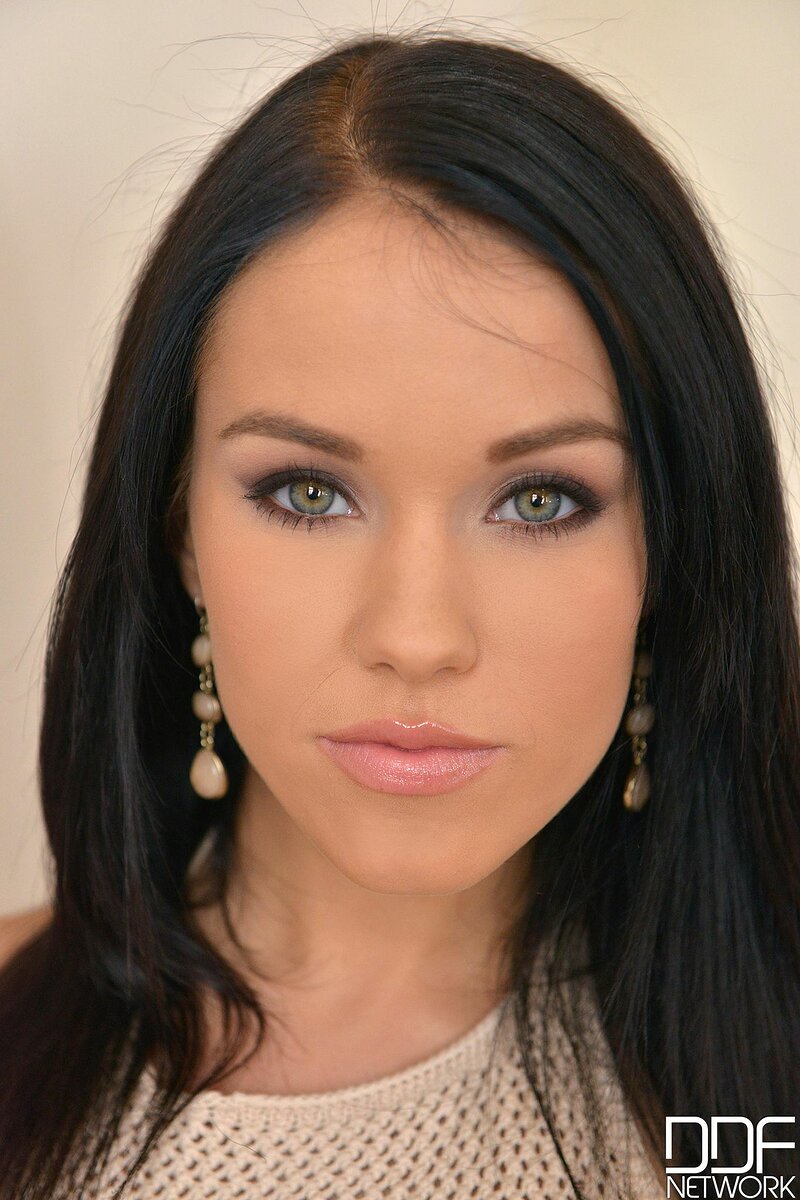 Лилия, 23 года, 3 размер груди